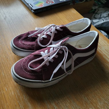 Rote Burgundy Vans Gr. 40.5