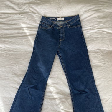 dunkelblaue Jeans