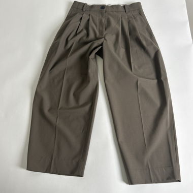 Pantalon plissé marron COS