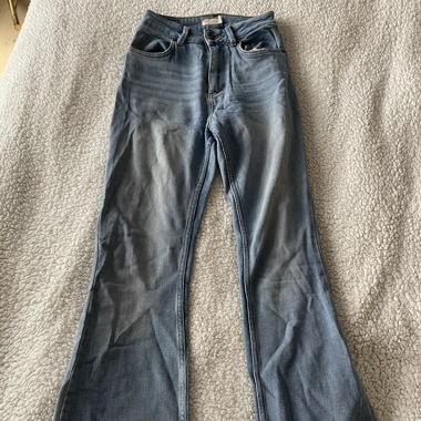 Flared Jeans
