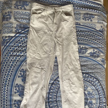 Jean blanc droit – Bershka