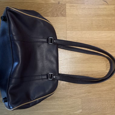 Dark brown leather bag