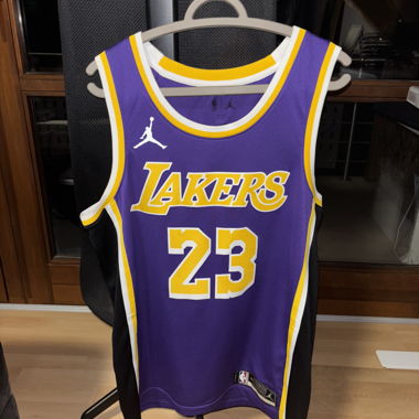 Lakers basketball Trikot, Lebron James