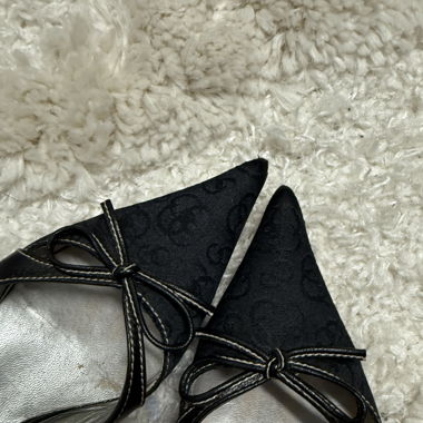 pointed kitten heels