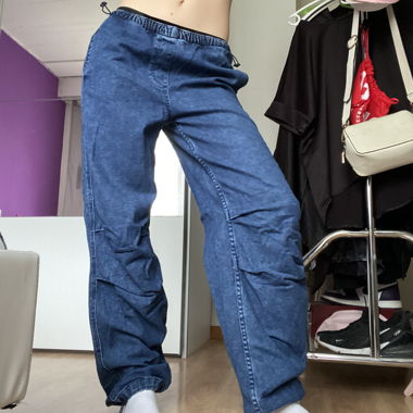 Baggy jeans