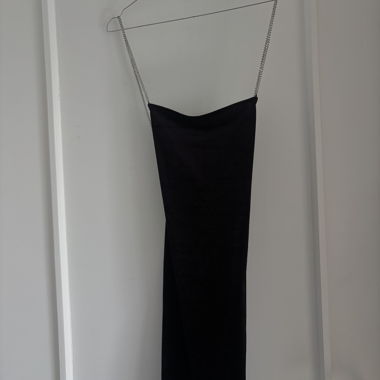 Vestito in velluto nero