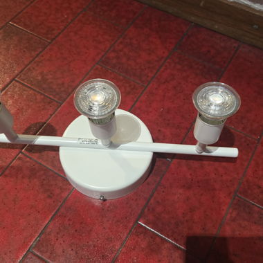 Ceiling light with 3 white spotlights