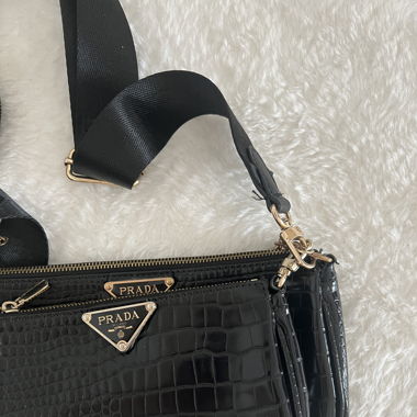 PRADA BAG 
