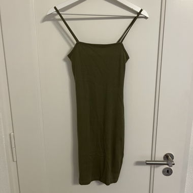 Green dress