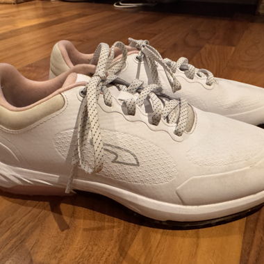 Chaussures de golf Puma blanches