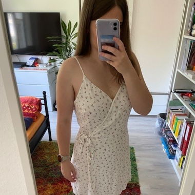 Hollister Wickelkleid