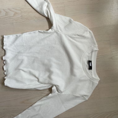 White Ribbed Long-Sleeve Top