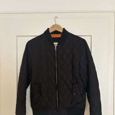 Jacke Schwarz von Urban Classic