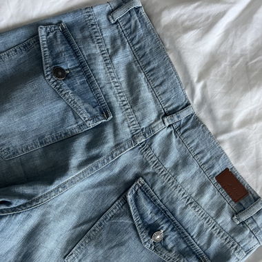 Jean Subdued straight fit