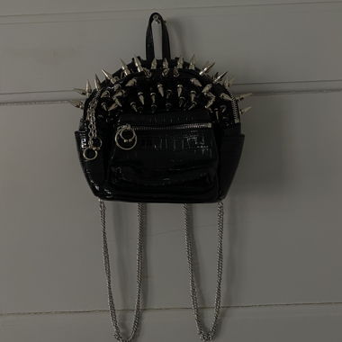 Spikey Mini-Tasche