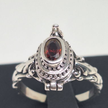 Garnet Ring