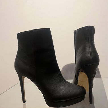 neue wunderschöne Schuhe