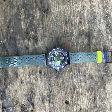 Orologio Swatch Scuba colorato