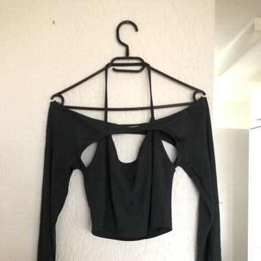 Dark green crop top