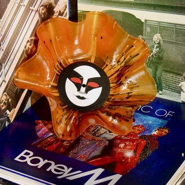 Vinyl catchall
