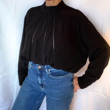Black H&M blouse, tailored fit, viscose, 3XL