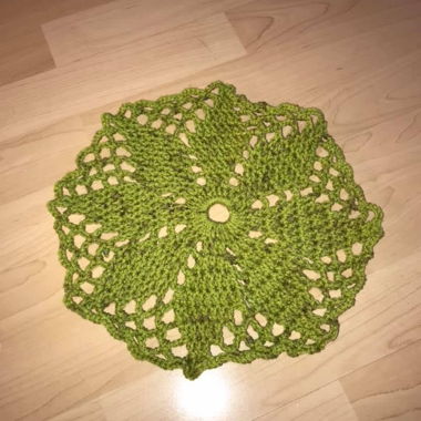 Couvercle rond au crochet vert