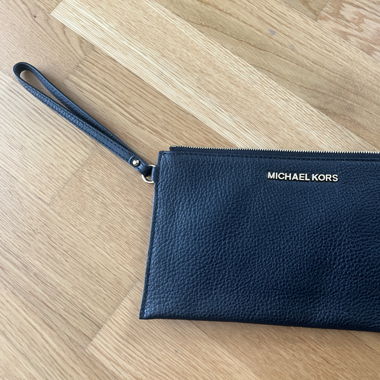Michael Kors Clutch