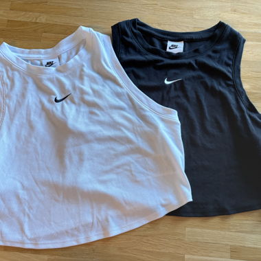 Set da 2 canotte Nike Crop L Nero & Bianco