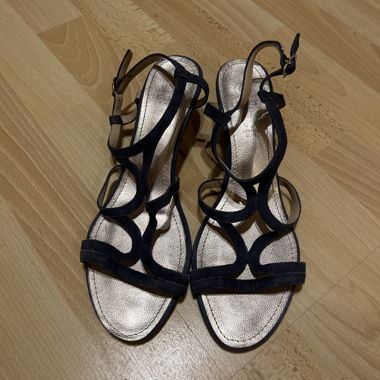 Navy blue strappy platform sandals