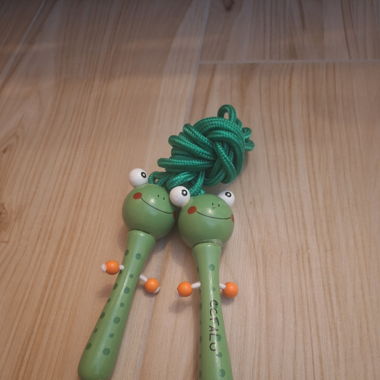 Une corde à sauter grenouille