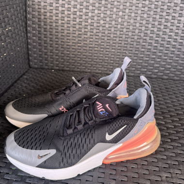 Air Max 270