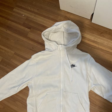Nike pullover