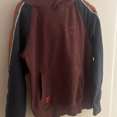 Various clothing items