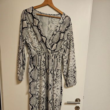 Schlangenkleid