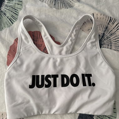 Top sportivo Nike