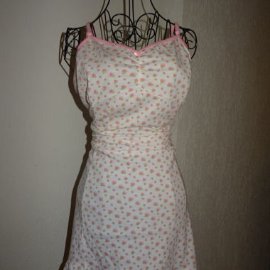 Kleid mit Blumenmuster