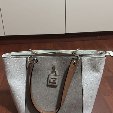 Sac à main Guess