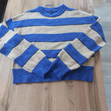 KIABI Striped Blue Sweater