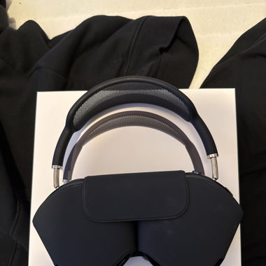 AirPods Max 2024 black