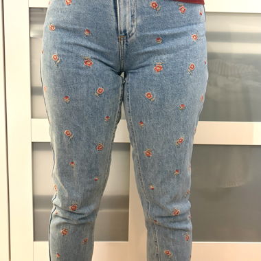 Bluesteel Jeans mit Blumenstickerei Gr. 36