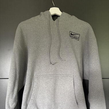 Pull Nike Stussy