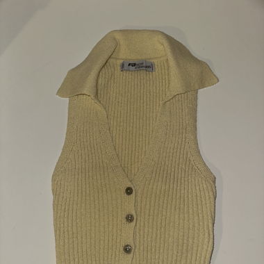 STRETCHY TOP - Color: Almond Oil