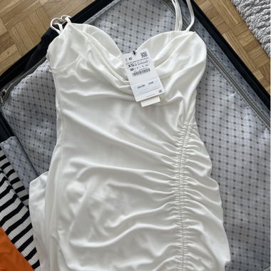 Robe Blanche Neuve
