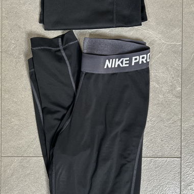 Nike Pro black training set