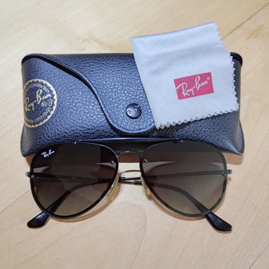 Ray-Ban