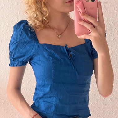 Blue top