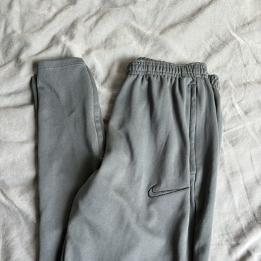 Nike graue Trainingshose