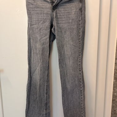 Jeans gris Stradivarius