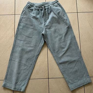 Blau-graue Cordhose mit Gummibund