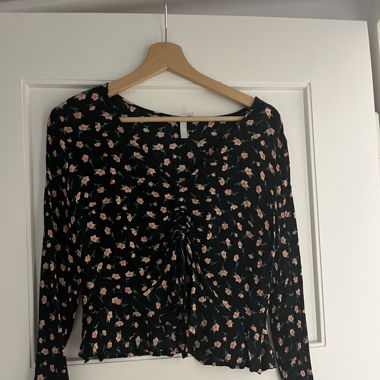 Bluse geblümt